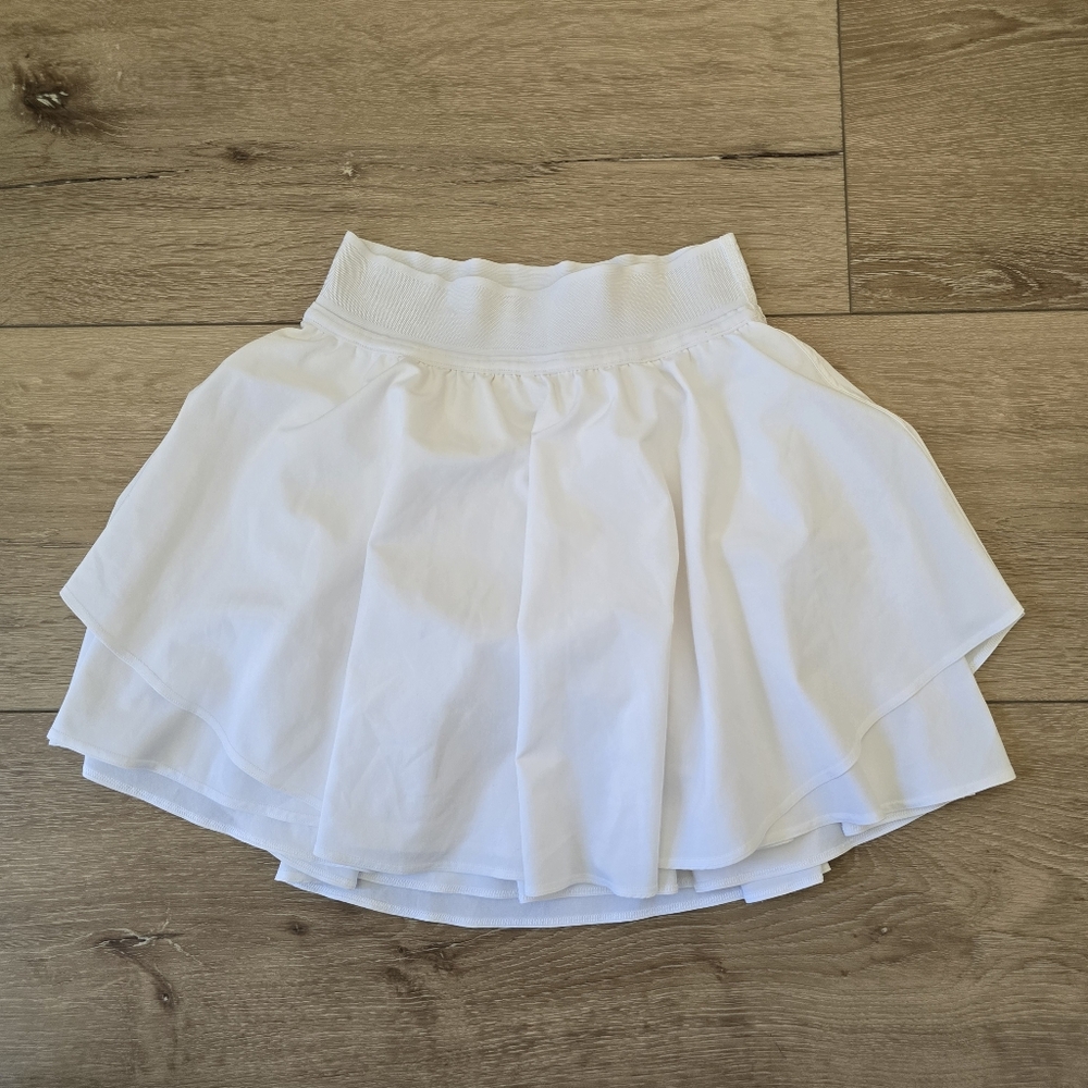 Lululemon Court Rival High Rise Skirt Size 0 Tall